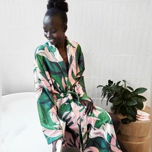 quick-dry Monte Verde bathrobe-ADULT / one size-NWT-100% recycled material-NWT